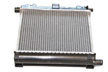 MERCEDES 124 E200 RADYATÖR 1986 MODEL SONRASI KLİMASIZ ARAÇLARDA UYUMLUDUR. ORJİNAL NO: 1245005603